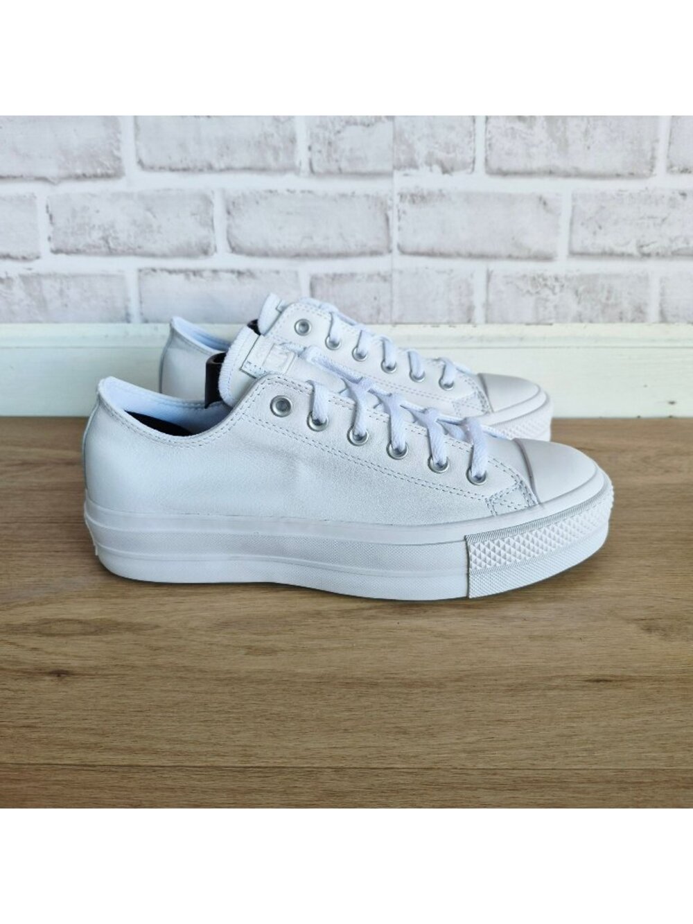 ⭐Rare Converse Lift Platform Leather Low Sz 8 Men's shoes Sneakers White 173159C